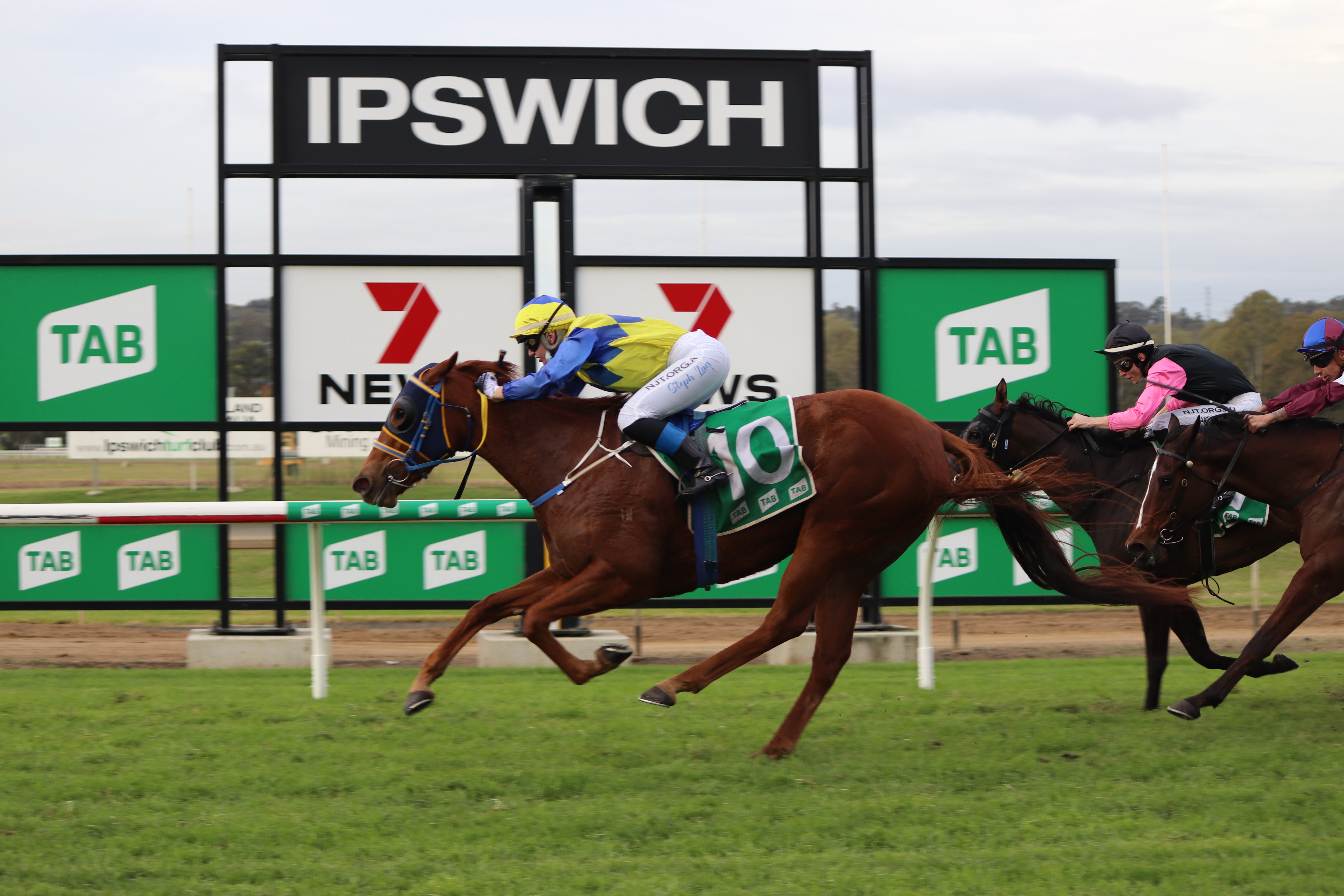 Crime Stoppers Ipswich Committee Race Day