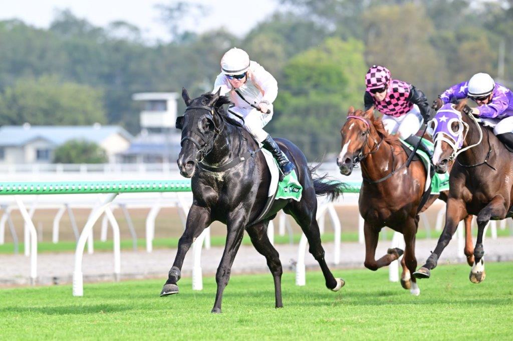 Barry and EJ team up to win